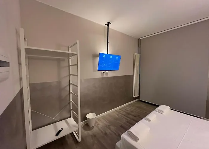 Automatic Self Check-in Guest house