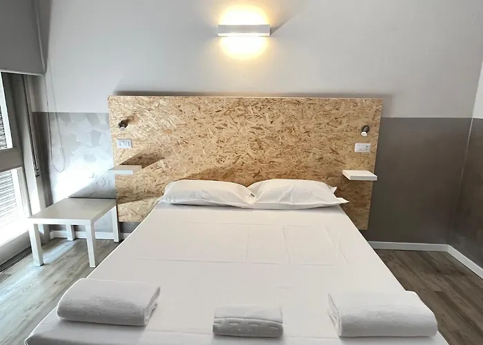 Automatic Self Check-in Guest house